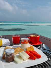 How to spend your day at a Maldives resort 