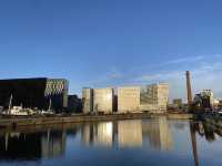 Liverpool Beach: Tranquil Sands Along Mersey 