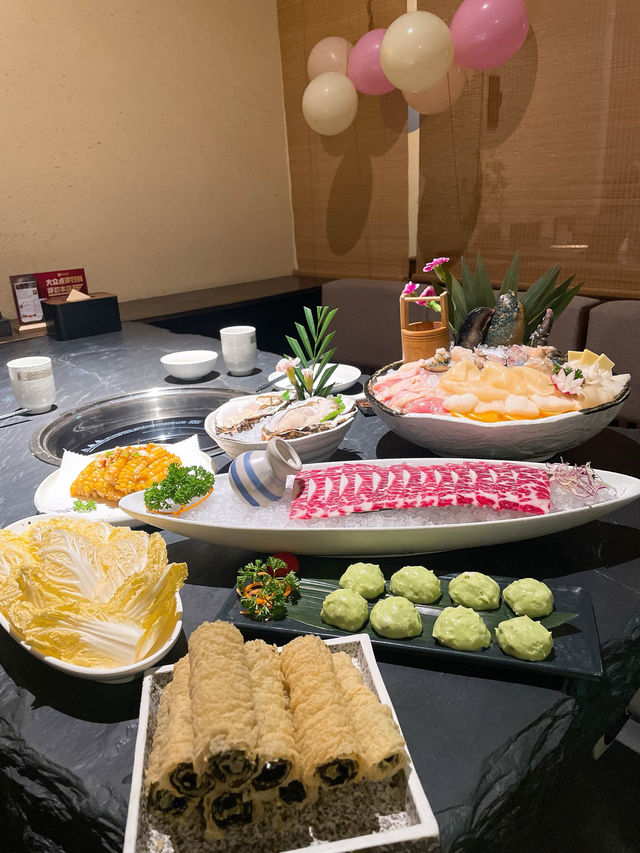 黑珍珠餐廳😎明星熱捧首創龍蝦花膠雞🦞