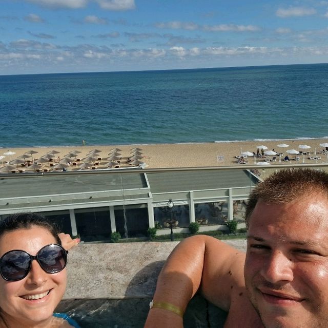 Views from Grifid Encanto Beach 🌅🏊‍♂️