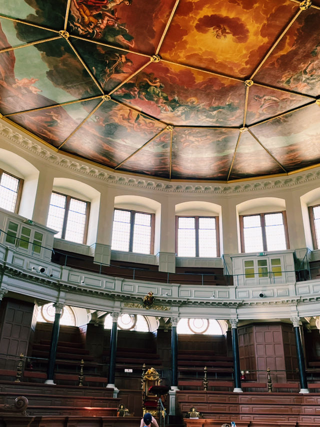 🎭 Step into History at Oxford’s Sheldonian Theatre! 🎭