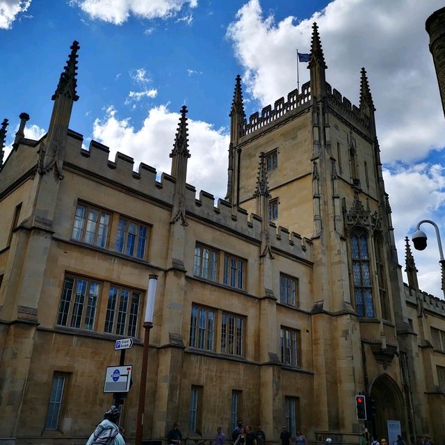 Cambridge Spring City Walk – Where Time Slows Down