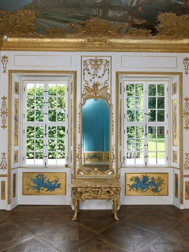 🏰 Old Hermitage (Kassirsky Castle): A Forgotten Gem of Imperial Grandeur 🌟🇷🇺