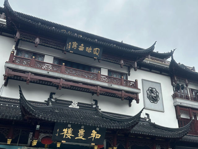 上海自由行：城市魅力與東坡肉的美味邂逅