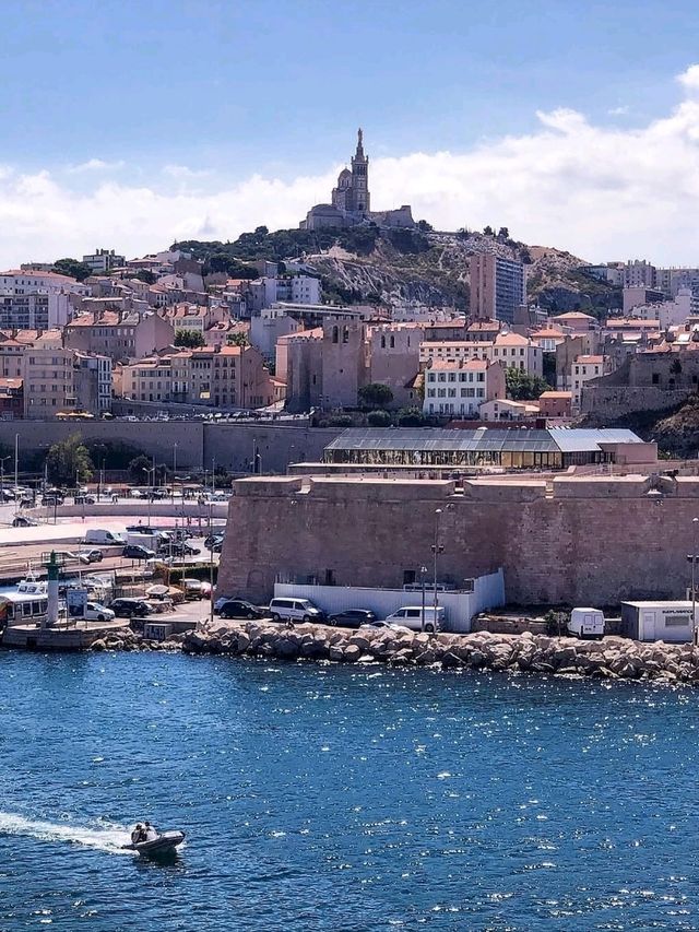 🌊 Where the Sea Speaks First – Marseille, France