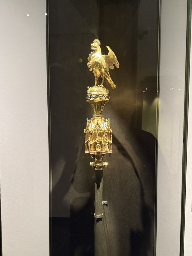 💎⛪ Domschatzkammer Aachen – Where Sacred Treasures and Imperial Power Collide ✨👑