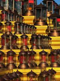 Emei Mountain: Where Temples Touch the Sky 