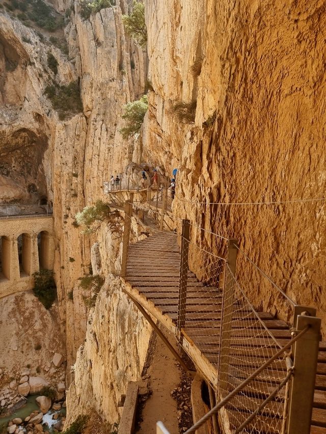 Hiking El Caminito del Rey: Spain’s Most Thrilling Walkway