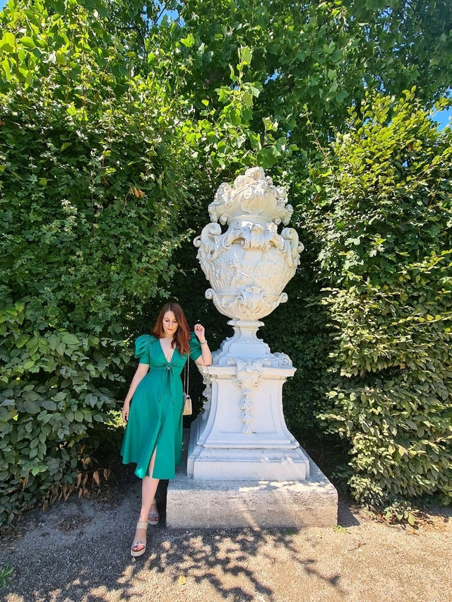 👑 Schönbrunn Palace – Vienna’s Imperial Jewel