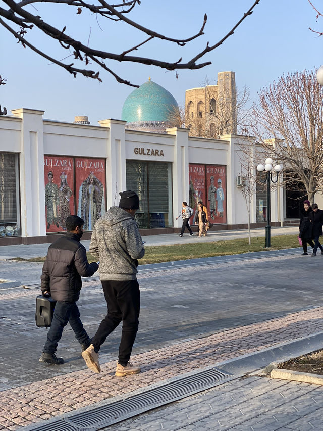 Uzbekistan Trip: Visiting the Sherdor Palace in Samarkand!