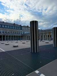 Spooky Striped Shadows: Halloween Tips & Tricks at Palais Royal, Paris 👻