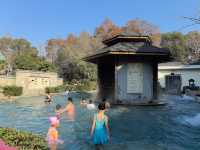 武漢周邊泡湯，應城湯池溫泉，百餘個池子，還有溫泉海浪太贊了！