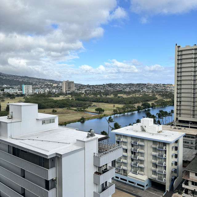 Lovely hotel in Waikiki 