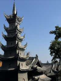 國內唯一擁有“聖旨牌坊”的寺廟,據說祈官很靈~