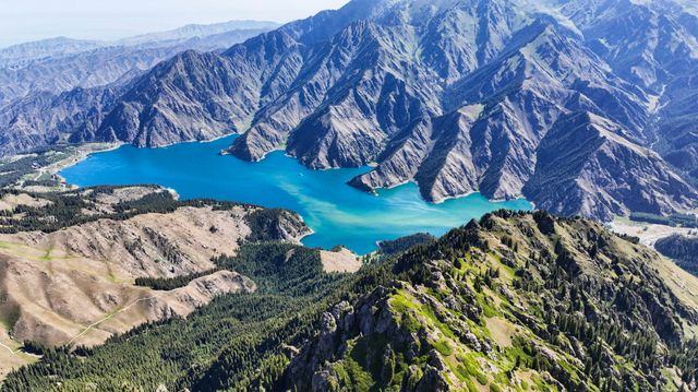 夏日自駕漫遊新疆：天山天池