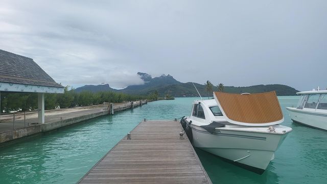 【天堂之選】大溪地波拉波拉島與馬爾代夫的夢幻對決。