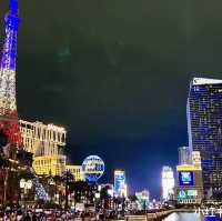 The most Dazzling and bustling life 