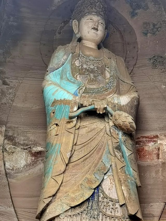 除了蜜雪冰城的離不開的安岳檸檬，安岳還有精美石窟