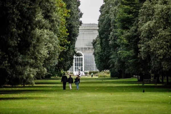 Explore Kew Gardens: A Journey into the Movies