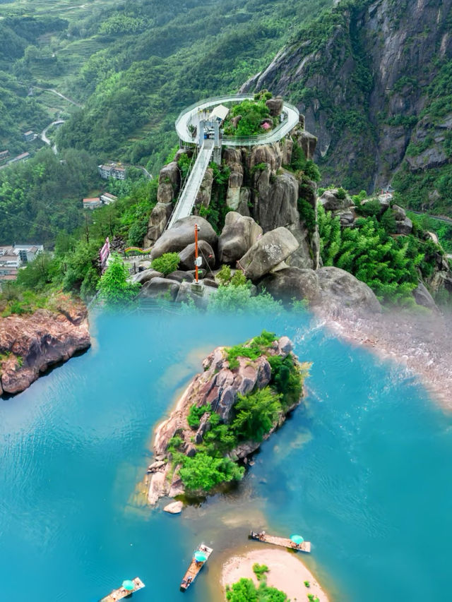 「江浙滬阿爾泰」3天2夜旅遊攻略