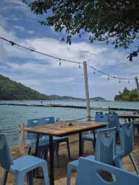 🏝 The Maldives of Malaysia: Why Perhentian Besar Stole My Heart