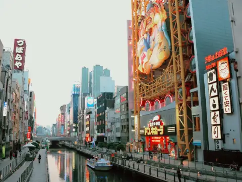 大阪道頓堀必玩！水上觀光船悠遊美食天堂】**  