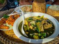 Lunch in the Paddy