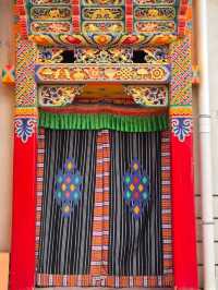 Xiahe's Streets: Where Two Worlds Meet