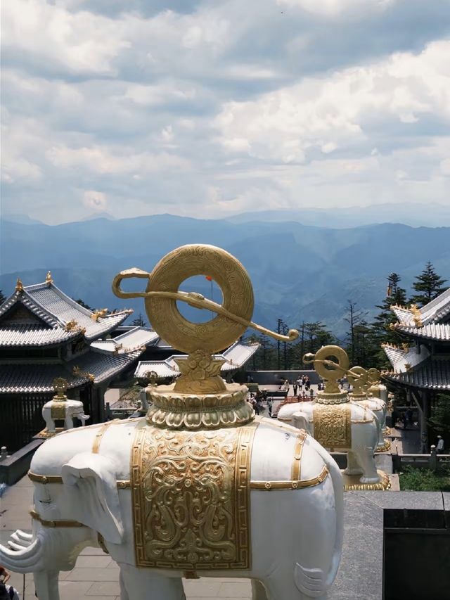 古建紅簷下的濟南美濟南·金象山|紅牆古建+城市天際線的神 古建紅簷下的濟南美濟南·金象山|紅牆古建+城市天際線的神