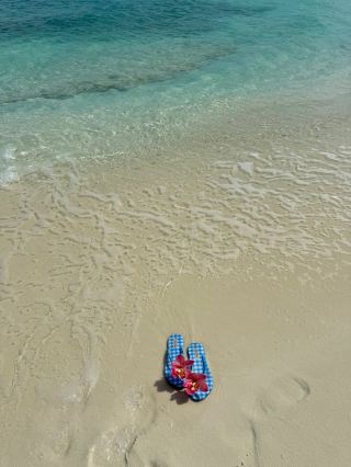 พักผ่อนอย่างผ่อนคลายในวิลล่าเหนือน้ำ