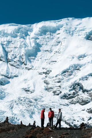 Hiking the Lesser-Known Snowy Mountain Glacier Secret Realm to Encounter Rare Ice and Snow Wonders～