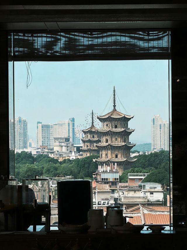 初冬鐘樓尋蹤:七栩鐘樓酒店住宿原創全攻略 初冬鐘樓尋蹤:七栩鐘樓酒店住宿原創全攻略