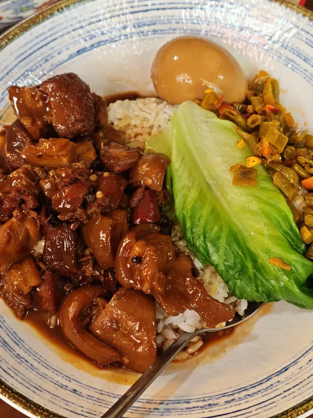 秦皇島/小島的平價牛肉粉店牛骨好香 秦皇島/小島的平價牛肉粉店牛骨好香