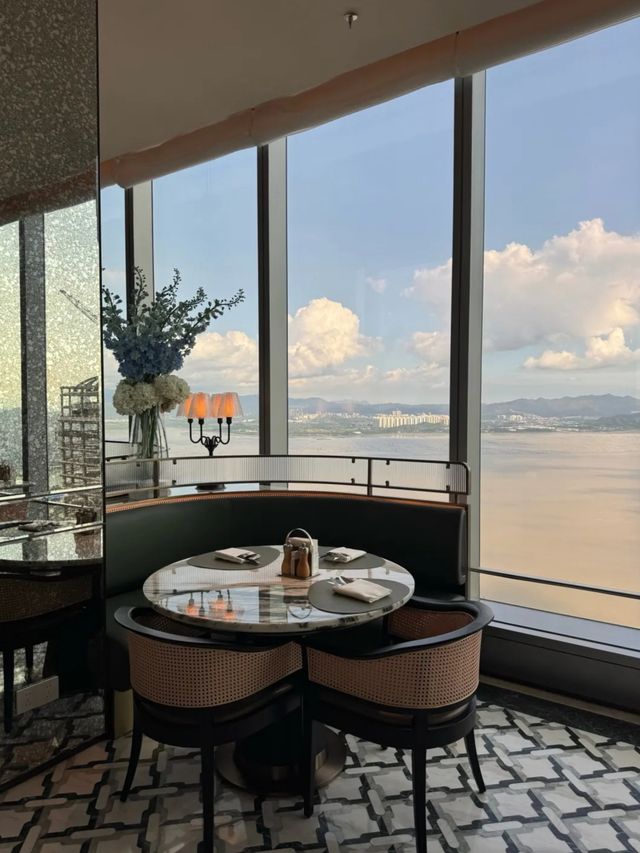 雲端之上的嶺南詩意 雲端之上的嶺南詩意