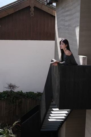 Baisha Hotel is a sensation, a viral hit you can book with your eyes closed—no risk!