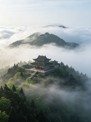 祈福聖地，最值得爬的一座山。你來過這座溫柔又有底蘊的衡山嗎