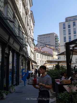 住一間酒店，就是感受一座城市的命運