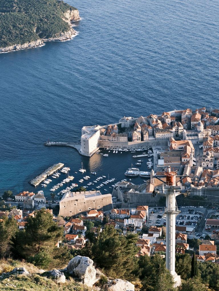 7-day multi-country Croatia tour guide to avoid detours