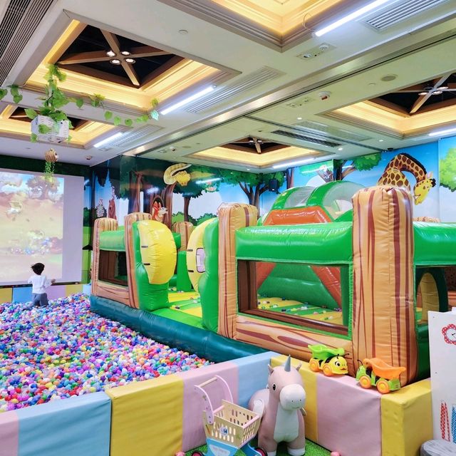 狂歡糖果池 ～ 大角嘴奧海城KIDS KIDS CAR ～