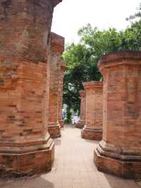 Ponagar Tower เที่ยวโบราณสถาน ญาจาง