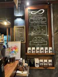 The barn coffee lab คาเฟ่โพธาราม