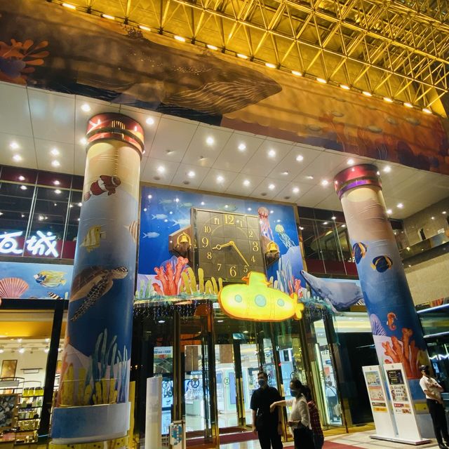 鄰近台中多家五星酒店的～廣三SOGO百貨公司～