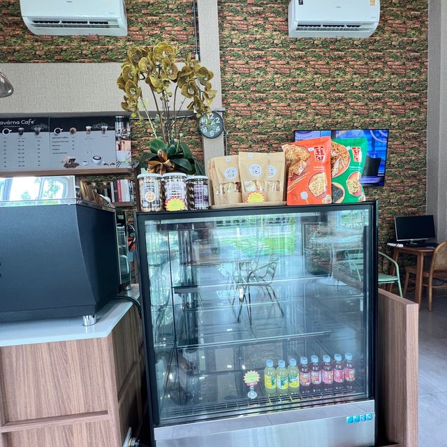 Kavarna cafe @เลียบคลองประปา ปากเกร็ด