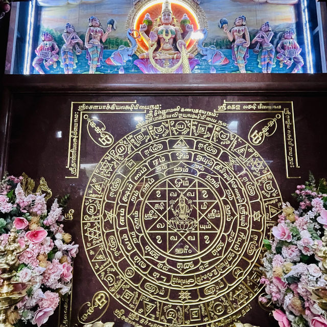 มูให้สุด @ วัดพระศรีมหาอุมาเทวี (วัดแขกสีลม)