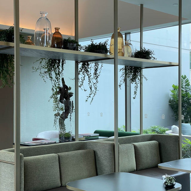 Club Lounge Pan Pacific Orchard