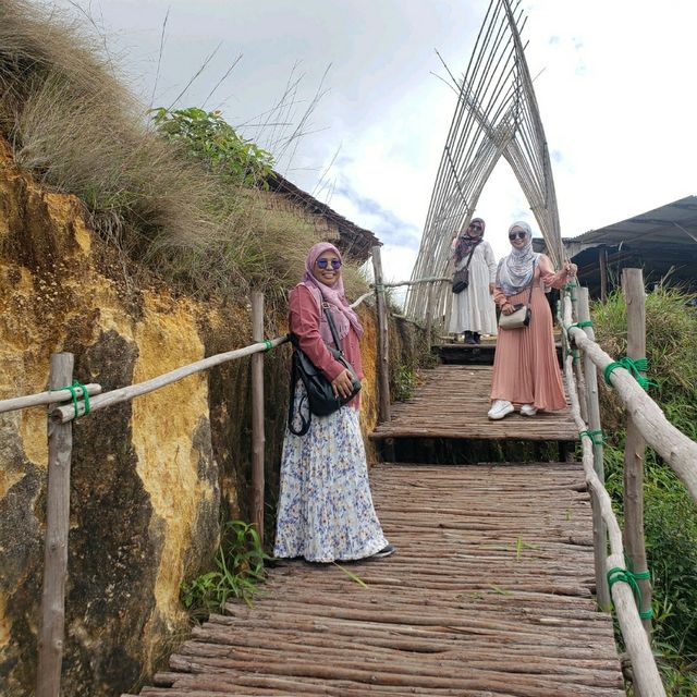 Telaga Biru Gurun Pasir Tanjung Uban Bintan