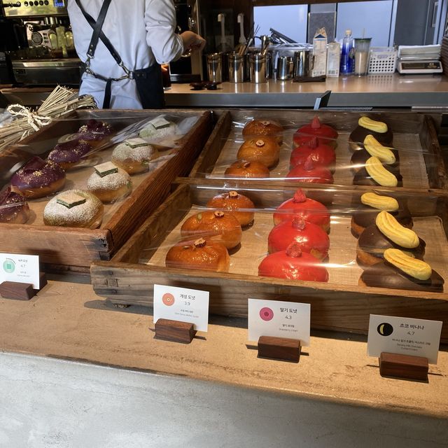 익선동 도넛 맛집 카페, 도넛정수. 🍩🍩🍩