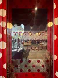 ร้านไอศกรีมลับ ริมทะเลเกาะสิเหร่ ภูเก็ต