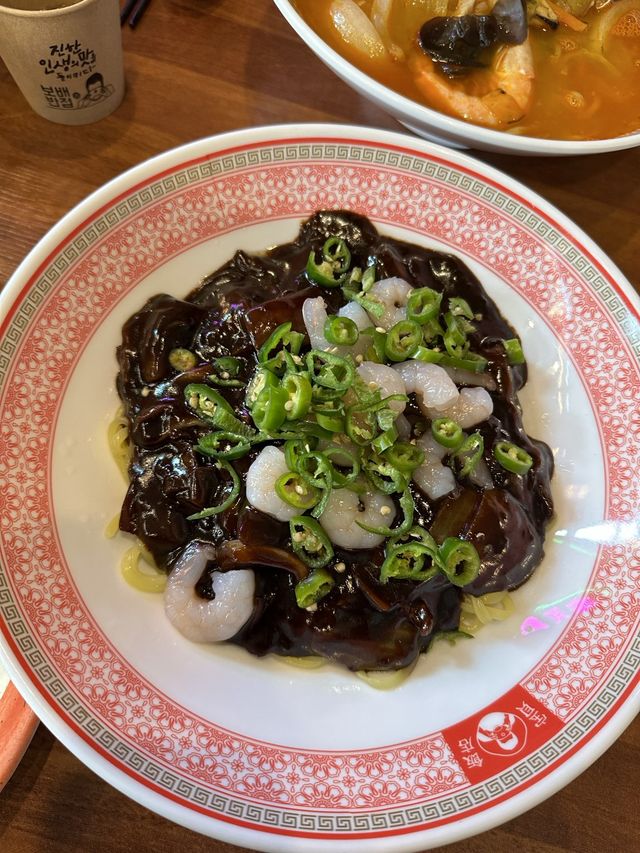 🇰🇷韓国 / ソウル 絶品韓国チャンポンとジャージャー麺のお店✨ 🇰🇷韓国 / ソウル 絶品韓国チャンポンとジャージャー麺のお店✨