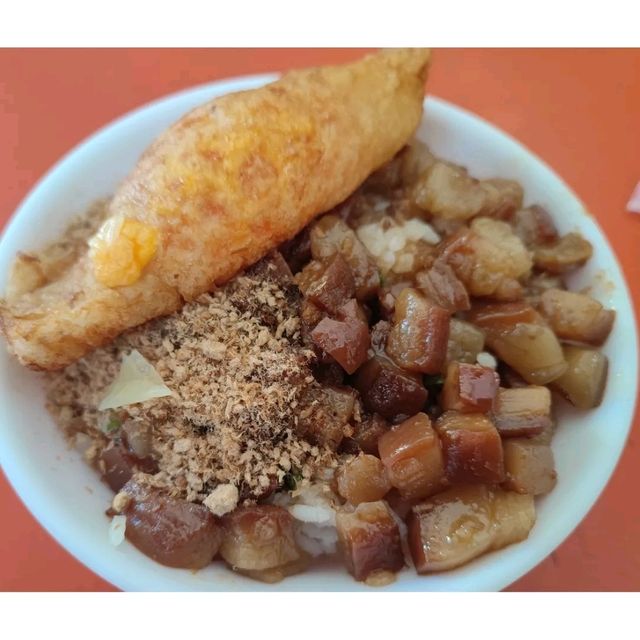 高雄必食前金肉燥飯！